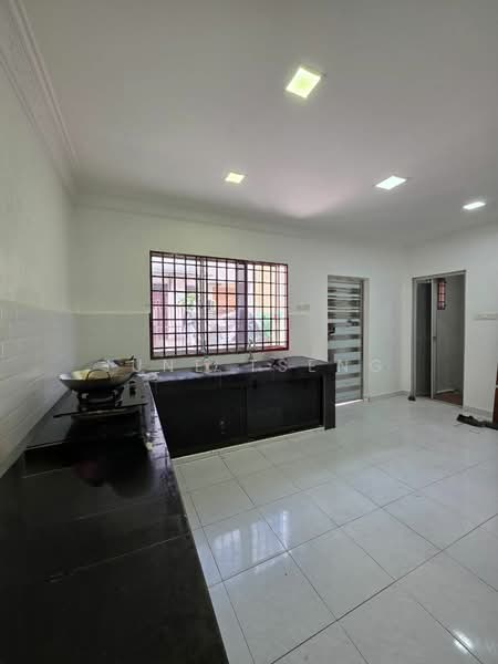 2-storey Terraced House for Rent in Pontian (Johor) - June Tseng - Kitchen - PropertyGuru.com.my
