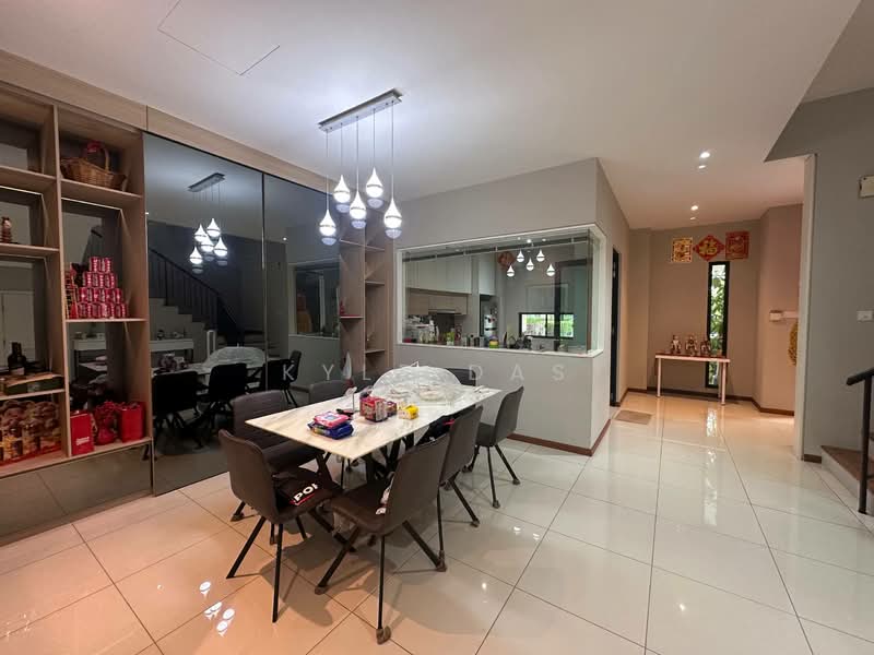 Rumah Teres untuk Disewa di Masai (Johor) - Kyle Das - Dining Room - PropertyGuru.com.my