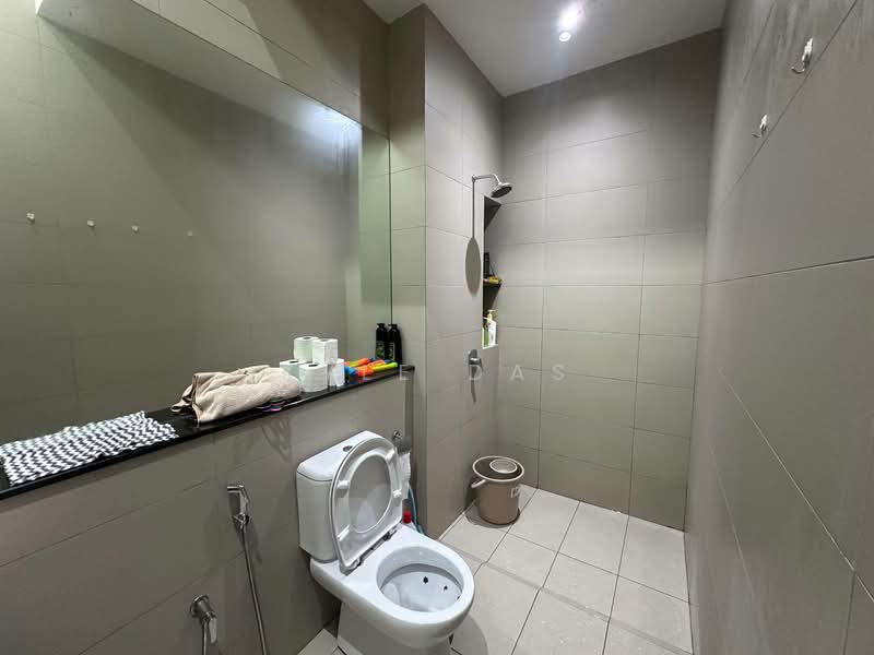 Rumah Teres untuk Disewa di Masai (Johor) - Kyle Das - Bathroom - PropertyGuru.com.my