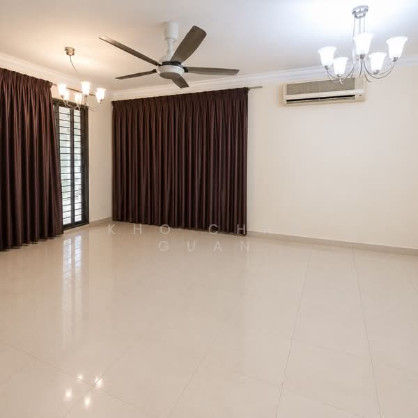 3-storey Terraced House for Sale in Puchong (Selangor) - Kho Chng Guan - Living Room - PropertyGuru.com.my