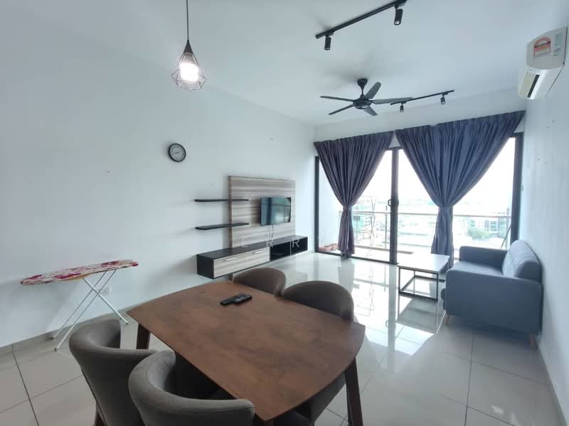 Servis Apartment untuk Disewa di Atlantis Residences (Pangsapuri Atlantis Kota Syahbandar) - Cherry . - Living Room - PropertyGuru.com.my