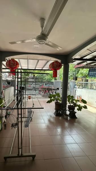 Rumah Teres 2 Tingkat untuk Dijual di Taman Desa Serdang (Seri Kembangan) - Sally Wong - Exterior - PropertyGuru.com.my