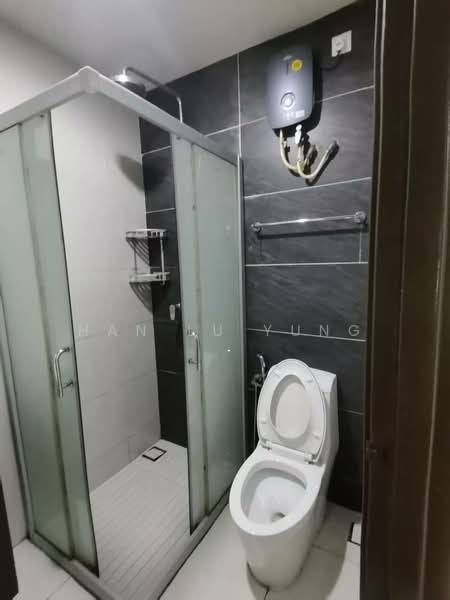 Condominium for Rent at Bay Point @ Country Garden Danga Bay - Han Lu Yung - Bathroom - PropertyGuru.com.my