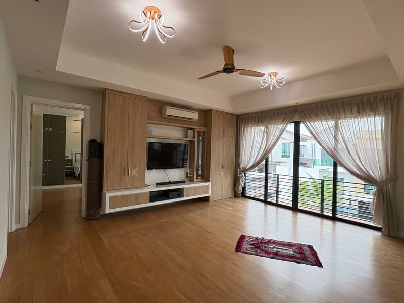 Rumah Banglo untuk Disewa di Iskandar Puteri (Nusajaya) (Johor) - Kate Tee - Living Room - PropertyGuru.com.my