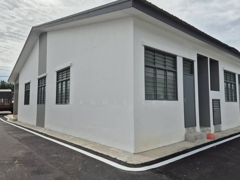 Pejabat untuk Disewa di Bandar Putra (Kulai) - Maggie Lee - Exterior - PropertyGuru.com.my