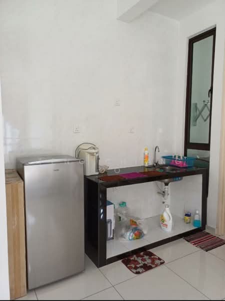 Service Residence for Sale at D'Summit Residences - Teng Chiang Oo - Kitchen - PropertyGuru.com.my