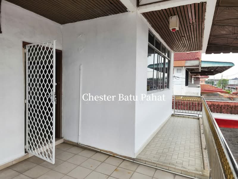 Semi-Detached House for Sale in Taman Nira (Batu Pahat) - ZG Law - Balcony - PropertyGuru.com.my