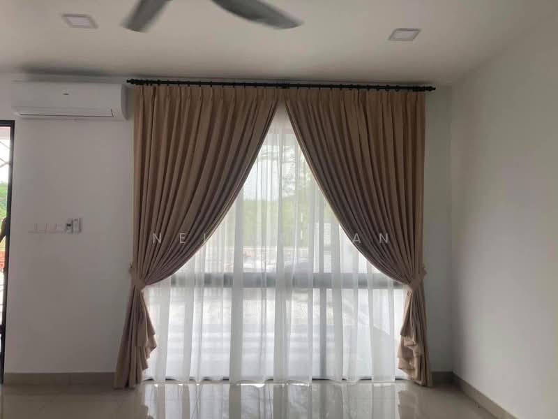 2-storey Terraced House for Rent in Bandar Baru Permas Jaya (Permas Jaya) - Nelson Tan - Living Room - PropertyGuru.com.my