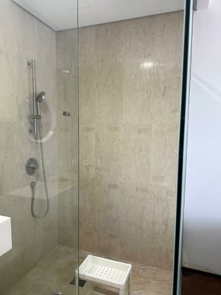 Kondominium untuk Disewa di The Fennel - Alice Tong - Bathroom - PropertyGuru.com.my