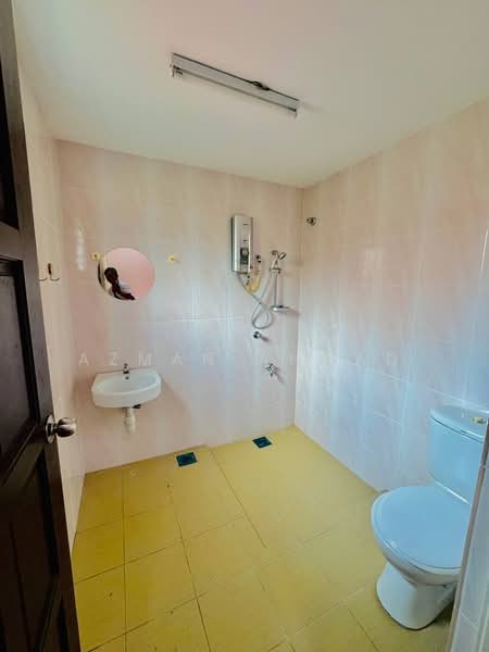 Rumah Teres 2 Tingkat untuk Dijual di Bukit Jelutong (Shah Alam) - Azman Ahmad - PropertyGuru.com.my