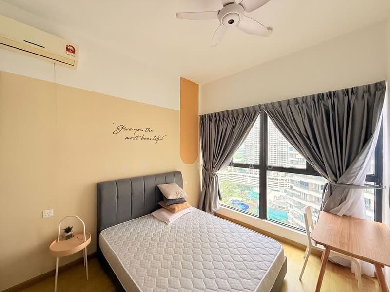 Condominium for Rent at Bay Laurel @ Country Garden Danga Bay - Jordan Kau - Bedroom - PropertyGuru.com.my