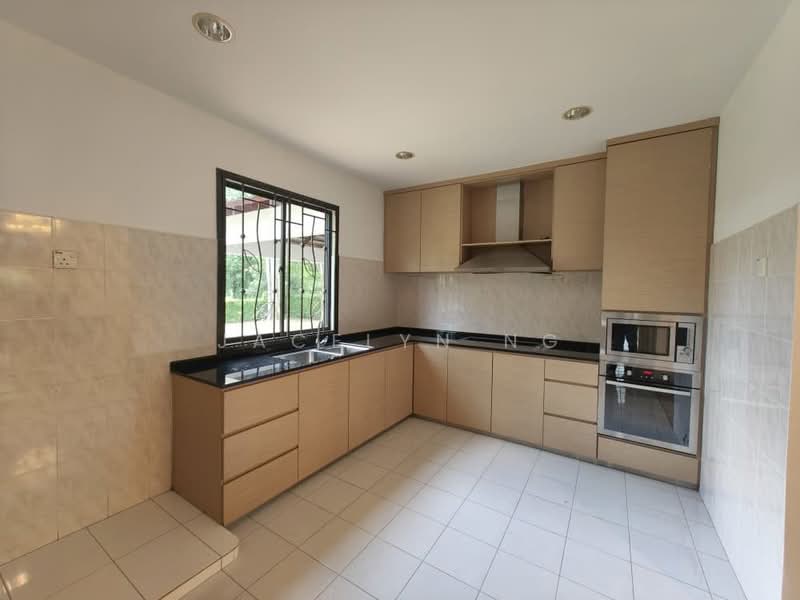 Rumah Banglo untuk Dijual di Leisure Farm (Gelang Patah) - Jacelyn Ng - Kitchen - PropertyGuru.com.my