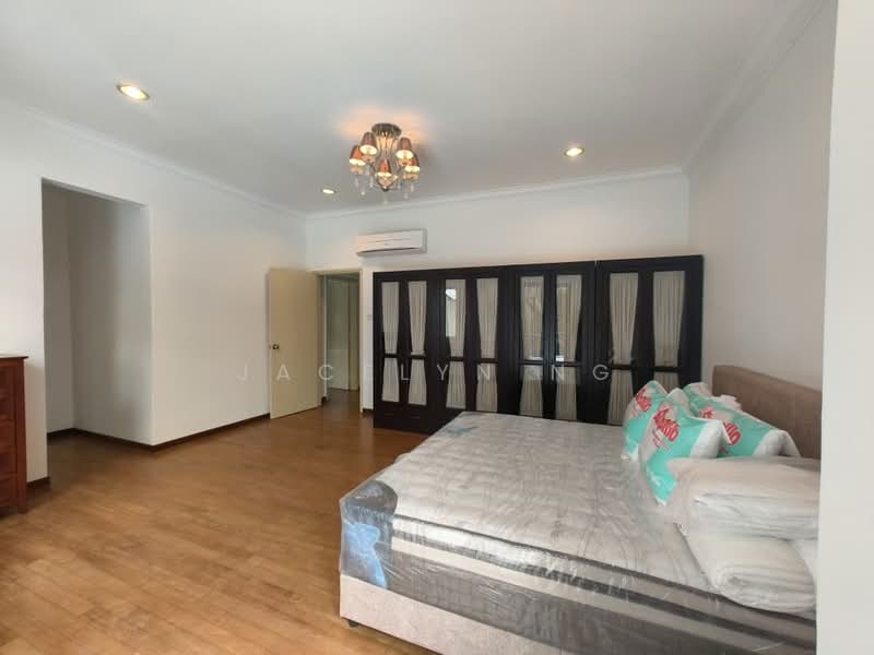 Rumah Banglo untuk Dijual di Leisure Farm (Gelang Patah) - Jacelyn Ng - Bedroom - PropertyGuru.com.my