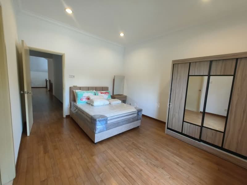 Rumah Banglo untuk Dijual di Leisure Farm (Gelang Patah) - Jacelyn Ng - Bedroom - PropertyGuru.com.my