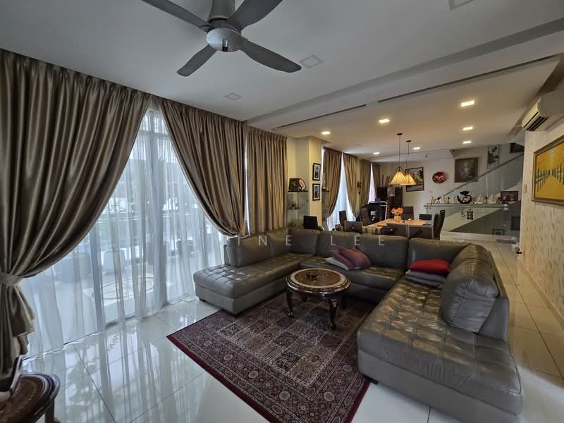 Rumah Berkembar untuk Disewa di Pantai Hill Park (Pantai) - Elaine Lee - Living Room - PropertyGuru.com.my