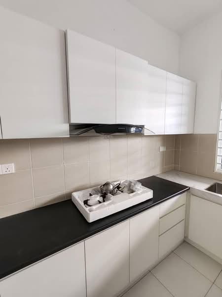 Semi-Detached House for Rent in Seri Kembangan (Selangor) - Alex Yin - Kitchen - PropertyGuru.com.my