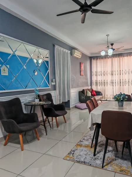 Servis Apartment untuk Disewa di D'Aman Residences @ Puchong - Chris Choo - Living Room - PropertyGuru.com.my