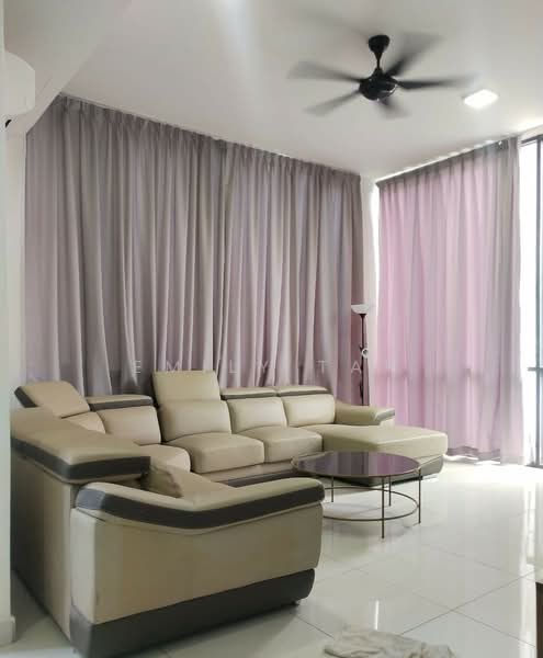 3.5-storey Terraced House for Rent in Damansara Perdana (Selangor) - Emily Tan - Living Room - PropertyGuru.com.my