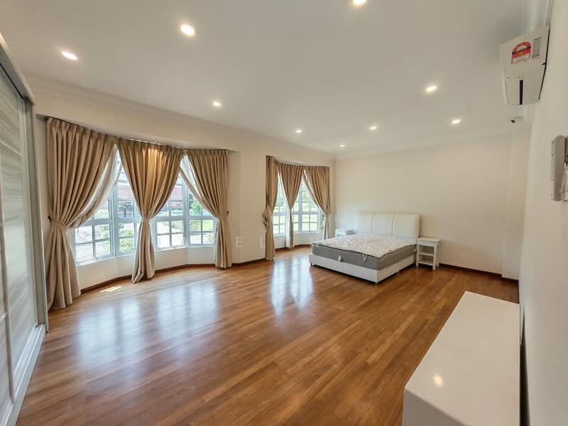 Rumah Banglo untuk Dijual di Leisure Farm (Gelang Patah) - Jacelyn Ng - Bedroom - PropertyGuru.com.my