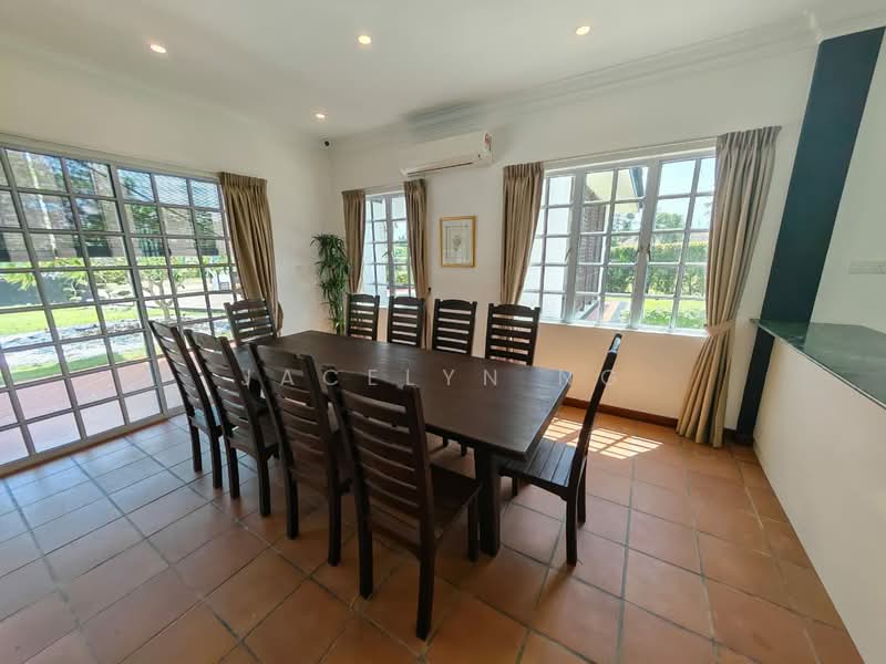 Rumah Banglo untuk Dijual di Leisure Farm (Gelang Patah) - Jacelyn Ng - Dining Room - PropertyGuru.com.my