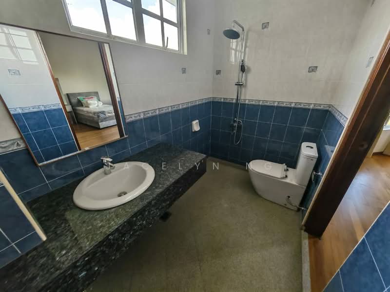 Rumah Banglo untuk Dijual di Leisure Farm (Gelang Patah) - Jacelyn Ng - Bathroom - PropertyGuru.com.my