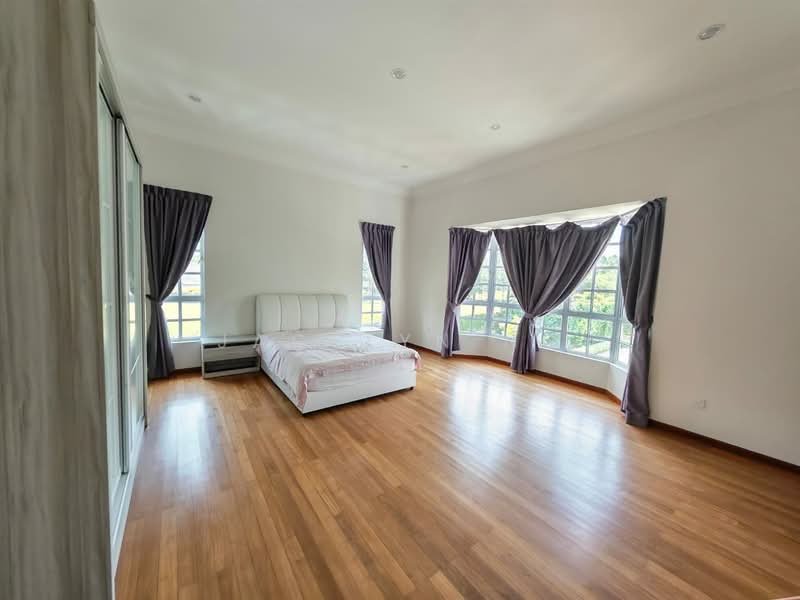 Rumah Banglo untuk Dijual di Leisure Farm (Gelang Patah) - Jacelyn Ng - Bedroom - PropertyGuru.com.my