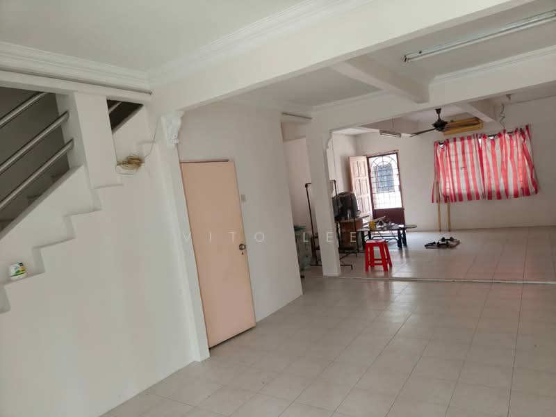 2-storey Terraced House for Sale in Taman Cheng Utama (Cheng) - Vito Lee - Interior - PropertyGuru.com.my