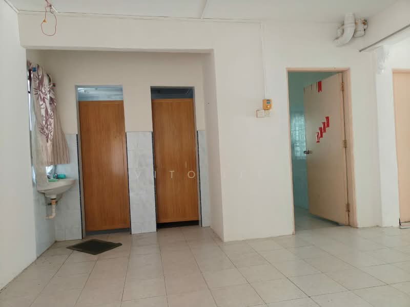 2-storey Terraced House for Sale in Taman Cheng Utama (Cheng) - Vito Lee - Interior - PropertyGuru.com.my
