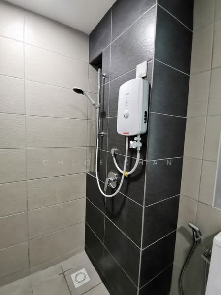 Servis Apartment untuk Disewa di MIRAI Residences - Chloe Chan - Bathroom - PropertyGuru.com.my