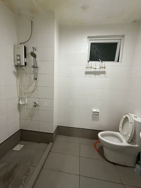 Service Residence for Rent at Seasons Amara Larkin - Ray Wong - Bathroom - PropertyGuru.com.my