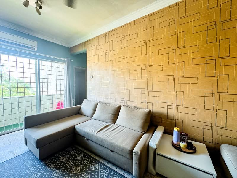 Apartment for Sale at Sri Melor (Mulberry Court) - Noraini Dahan - Living Room - PropertyGuru.com.my