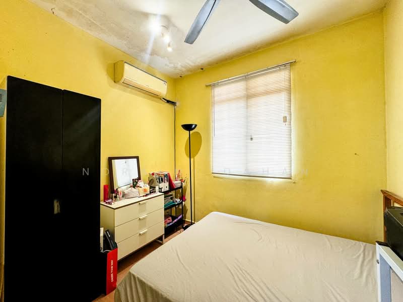 Apartment for Sale at Sri Melor (Mulberry Court) - Noraini Dahan - Bedroom - PropertyGuru.com.my