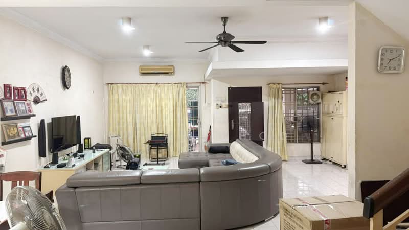 Rumah Teres 2 Tingkat untuk Dijual di Bandar Puteri Puchong (Puchong) - Bryan Choo - Living Room - PropertyGuru.com.my