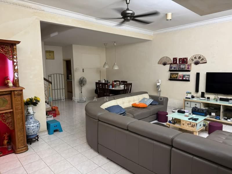 Rumah Teres 2 Tingkat untuk Dijual di Bandar Puteri Puchong (Puchong) - Bryan Choo - Living Room - PropertyGuru.com.my