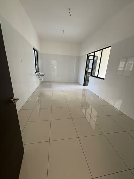 Semi-Detached House for Sale in Telok Panglima Garang (Selangor) - Kelvin Tan - Kitchen - PropertyGuru.com.my