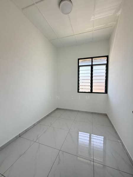 Flat for Sale at Flat Taman Perling - Win Lim - Interior - PropertyGuru.com.my