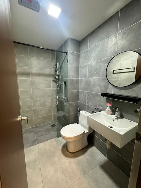 Servis Apartment untuk Disewa di 121 Residences - Carmen Koh - Bathroom - PropertyGuru.com.my
