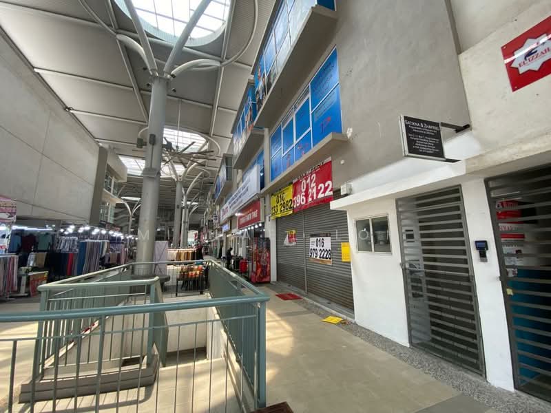 Shop for Rent in Seksyen 15 (Bangi) - Michael Loh - Exterior - PropertyGuru.com.my