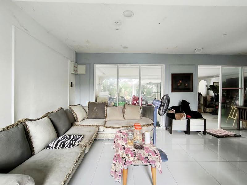 Bungalow House for Sale in SS1 (Petaling Jaya) - Yong Shin Emmanuel Lai - Living Room - PropertyGuru.com.my