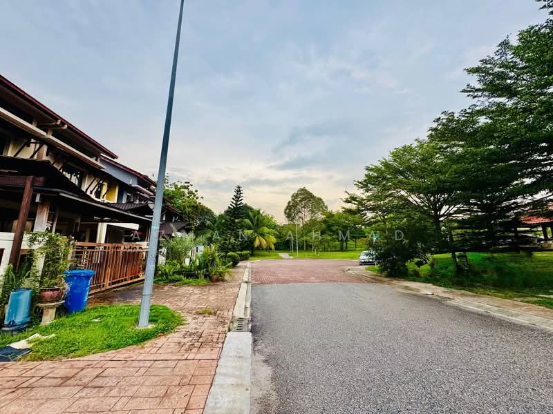 Rumah Teres 2 Tingkat untuk Dijual di Bukit Jelutong (Shah Alam) - Azman Ahmad - Exterior - PropertyGuru.com.my