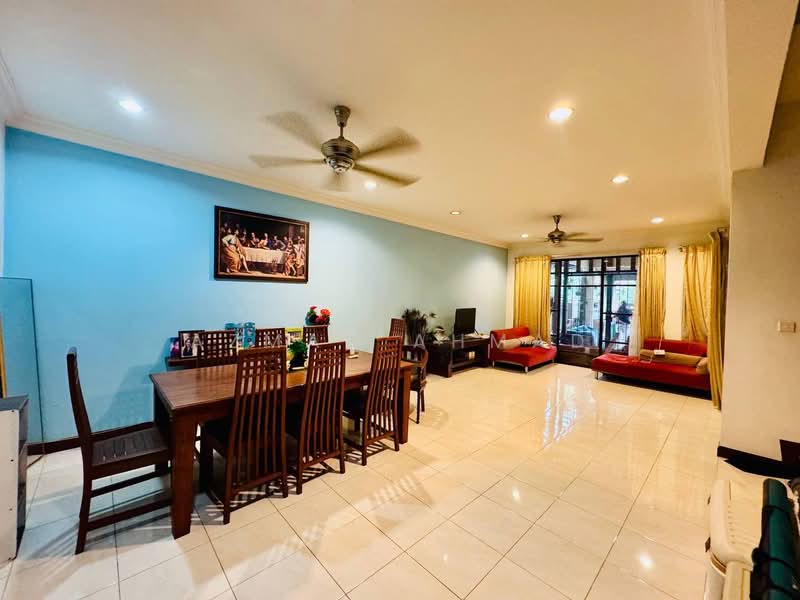 Rumah Teres 2 Tingkat untuk Dijual di Bukit Jelutong (Shah Alam) - Azman Ahmad - Dining Room - PropertyGuru.com.my