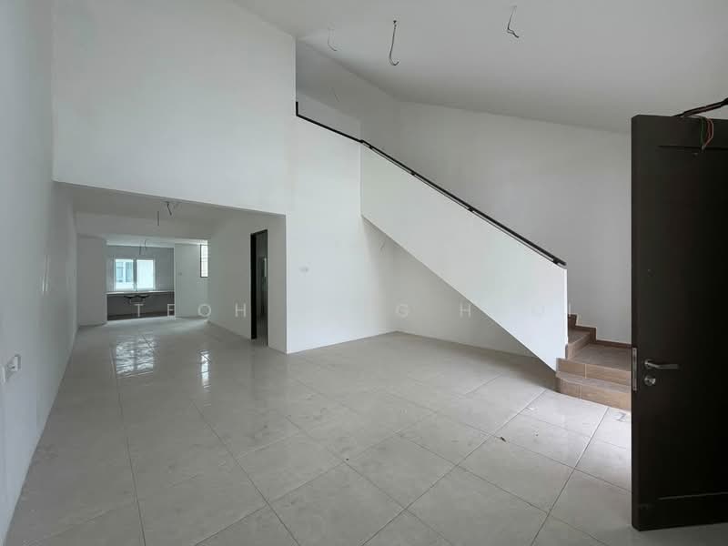 Rumah Teres 1.5 Tingkat untuk Dijual di Panorama Lapangan Perdana (Ipoh) - Oscar Teoh - Living Room - PropertyGuru.com.my
