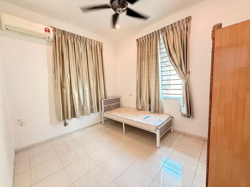 Rumah Teres 1 Tingkat untuk Disewa di Taman Rembia Perkasa (Rembia) - YM Chong - Bedroom - PropertyGuru.com.my
