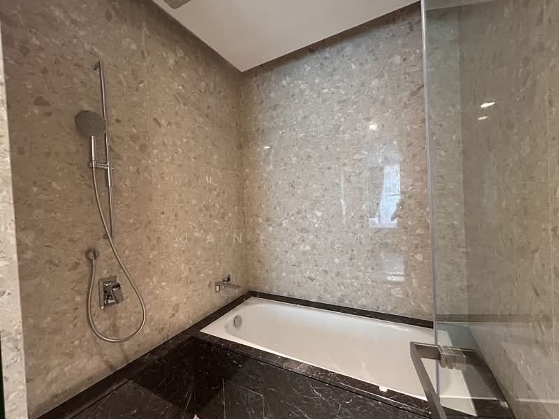 Servis Apartment untuk Disewa di Regent Suites @ Pavilion Damansara Heights - Jane Lim - Bathroom - PropertyGuru.com.my
