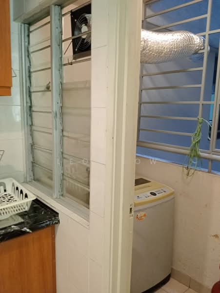 Servis Apartment untuk Disewa di E-Tiara - Leon Low - Balcony - PropertyGuru.com.my