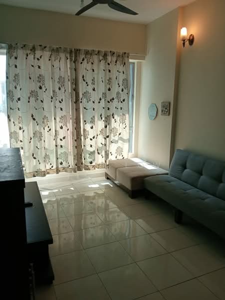 Servis Apartment untuk Disewa di E-Tiara - Leon Low - Living Room - PropertyGuru.com.my