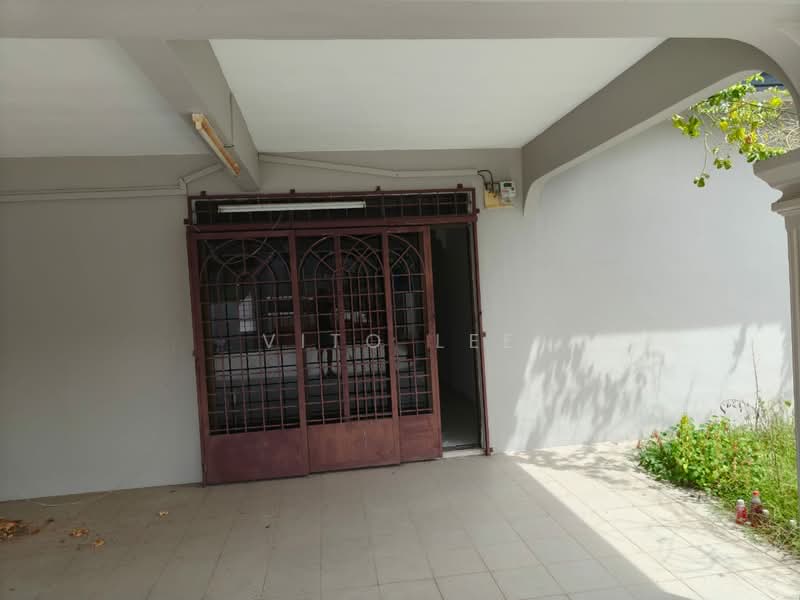 Rumah Teres 2 Tingkat untuk Disewa di Taman Cheng Utama (Cheng) - Vito Lee - Exterior - PropertyGuru.com.my