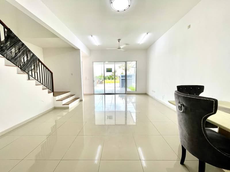 Rumah Teres 2 Tingkat untuk Disewa di Semenyih (Selangor) - Deeya Yusof - PropertyGuru.com.my
