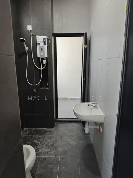 2-storey Terraced House for Rent in Setia Eco Cascadia (Tebrau) - Melinda Ee - Bathroom - PropertyGuru.com.my