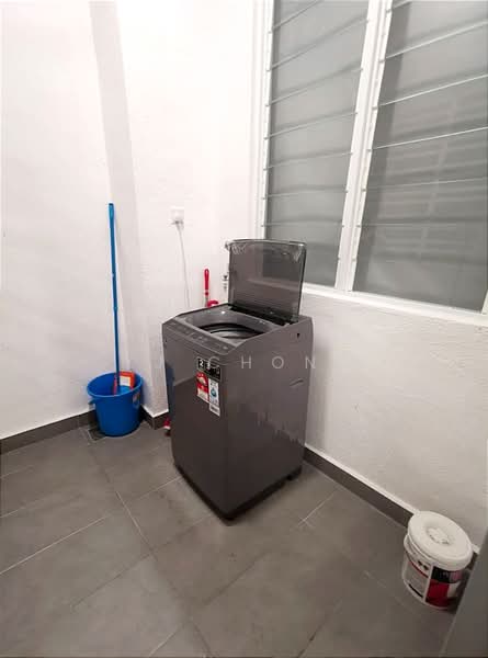 Service Residence for Sale at Pinnacle Sri Petaling - KJ Chong - Interior - PropertyGuru.com.my